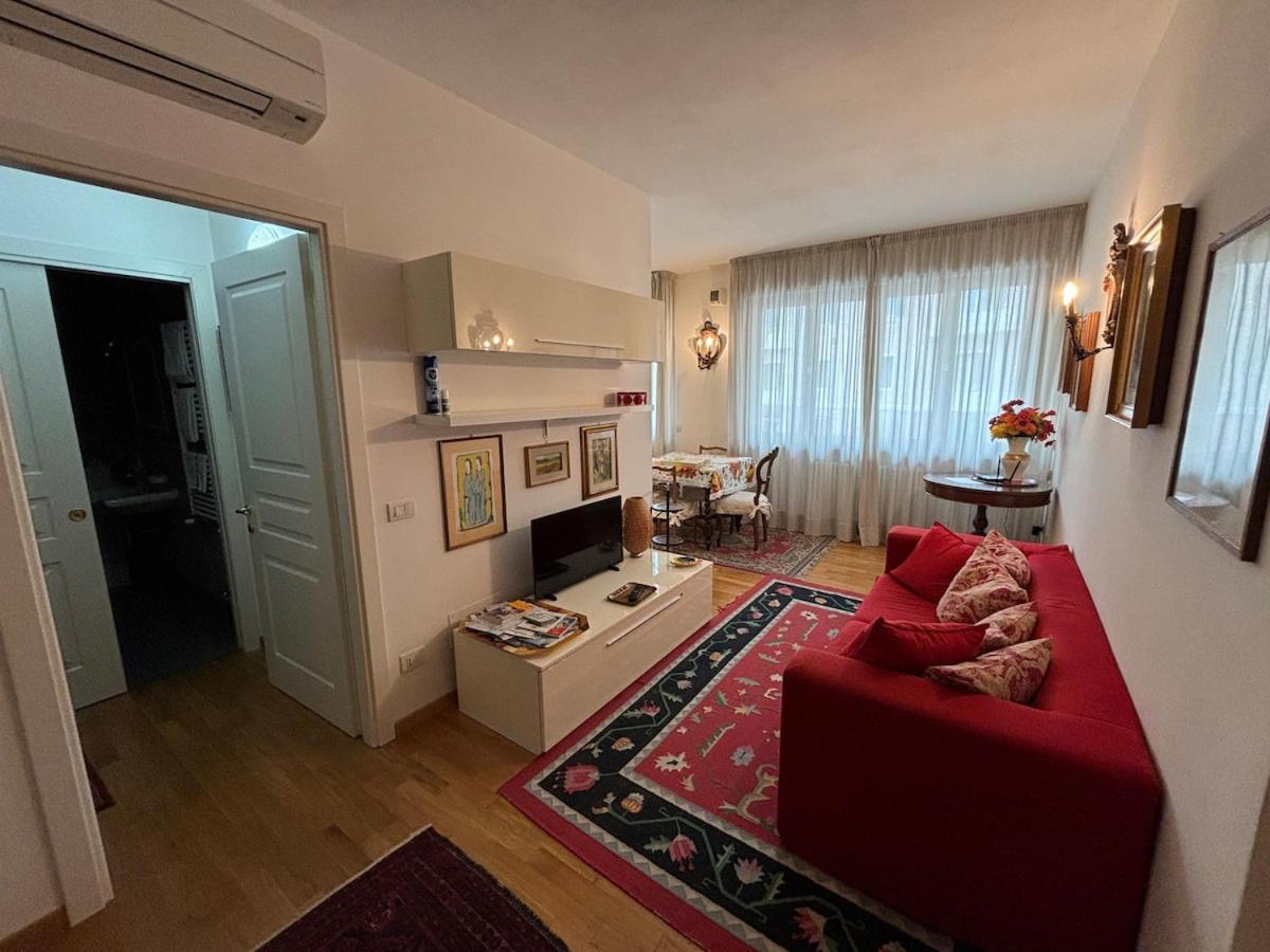 Beautiful New Apartment, Near Torre Di ปิซา ภายนอก รูปภาพ